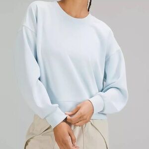 Lululemon Powder Blue Softstreme Perfectly Oversized Cropped Crew | Sz: 4